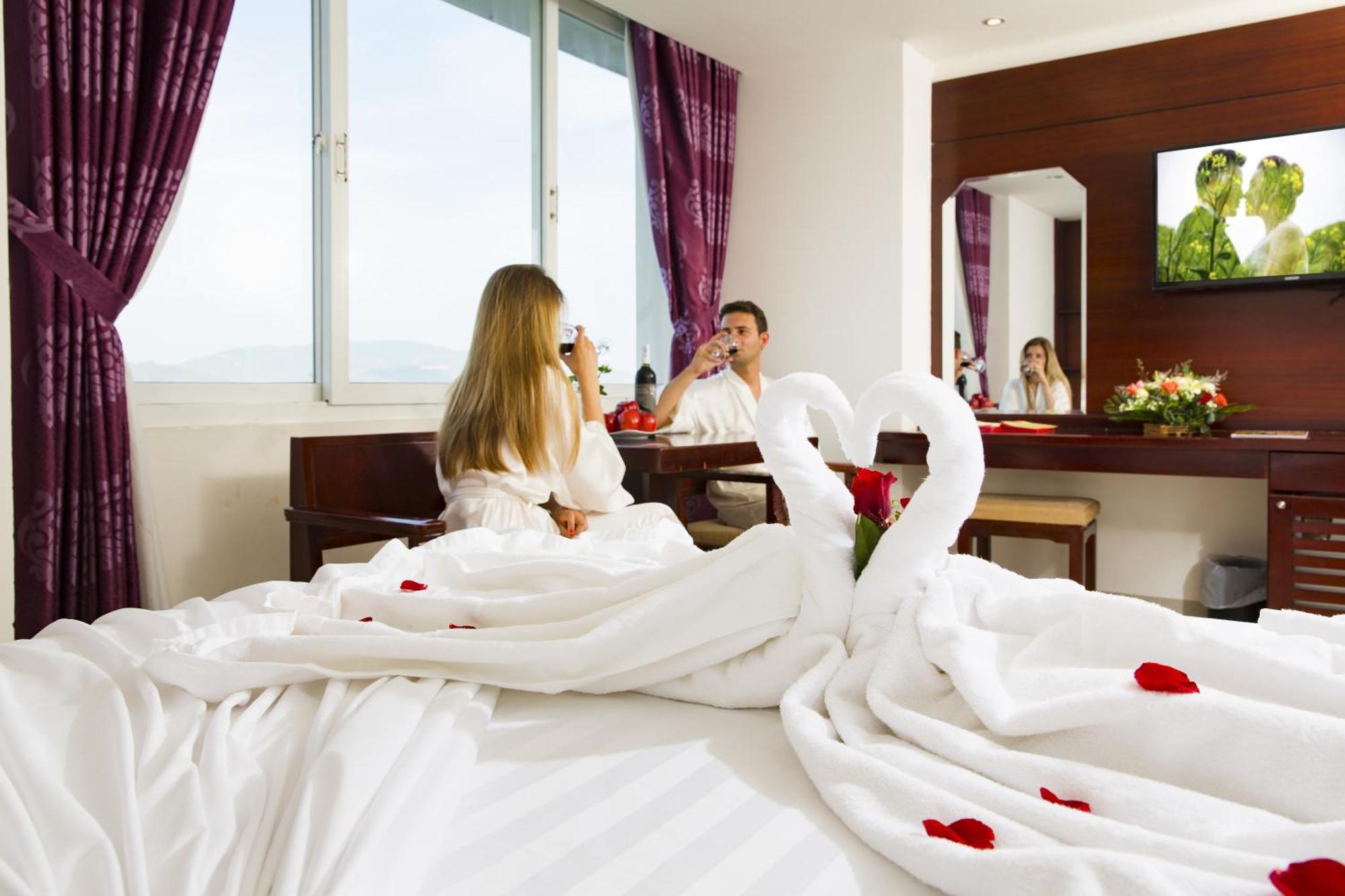 Majestic Nha Trang Hotel Экстерьер фото