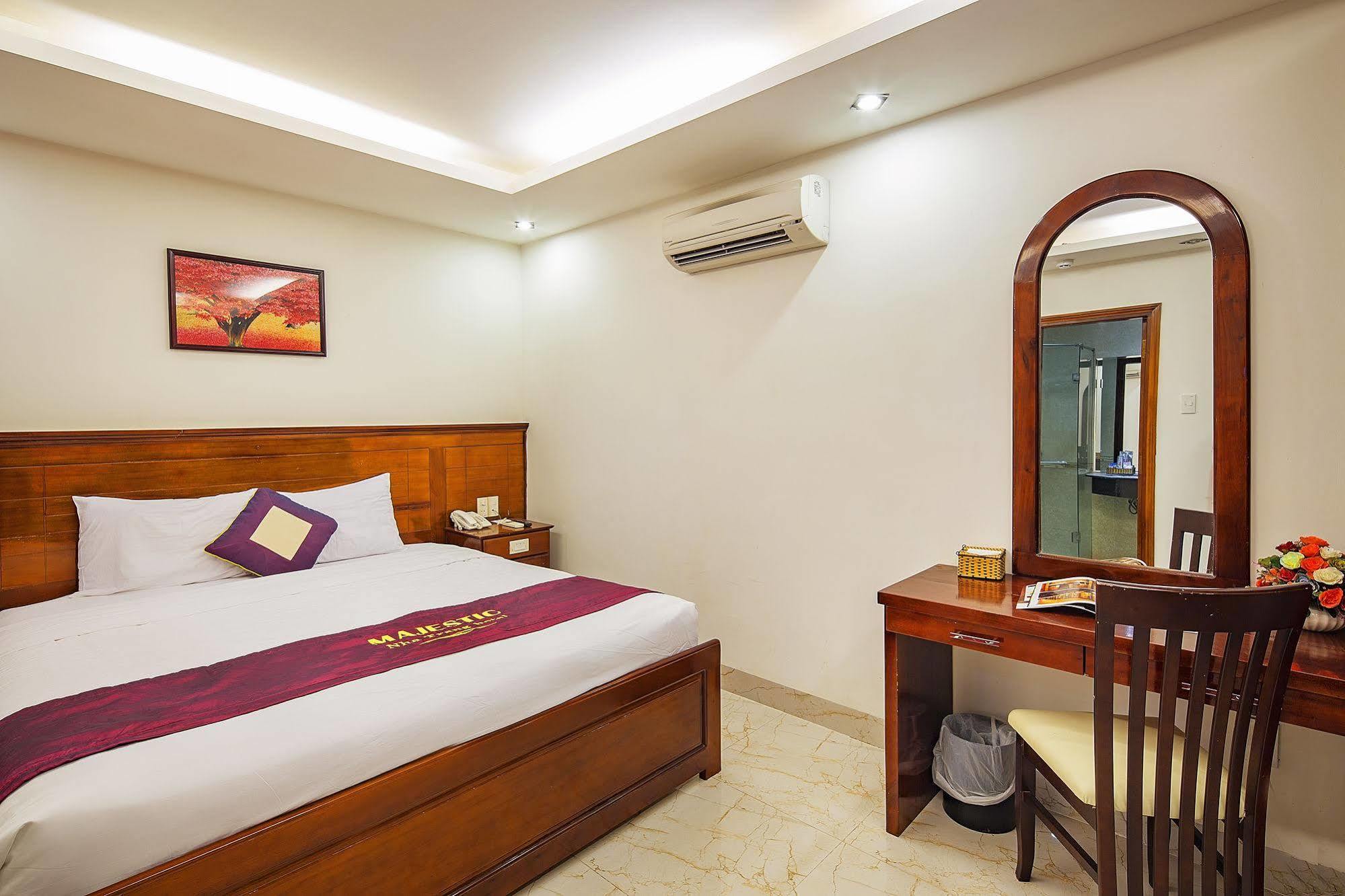Majestic Nha Trang Hotel Экстерьер фото